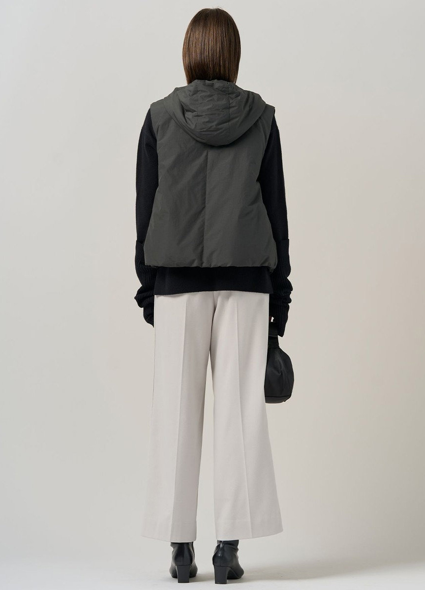 定番ADS輕盈短版羽絨背心